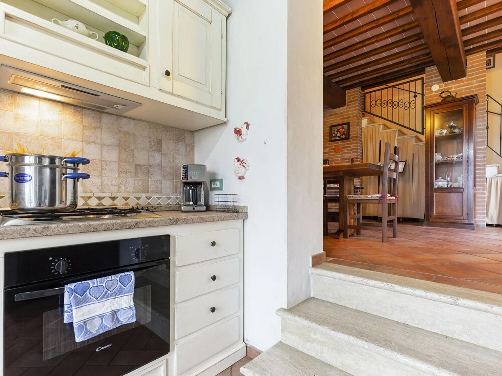 Refreshing Holiday Home in Casole D'elsa With Swimming Pool