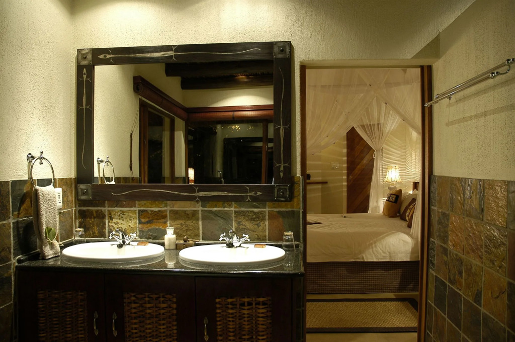 Thornybush Jackalberry Lodge