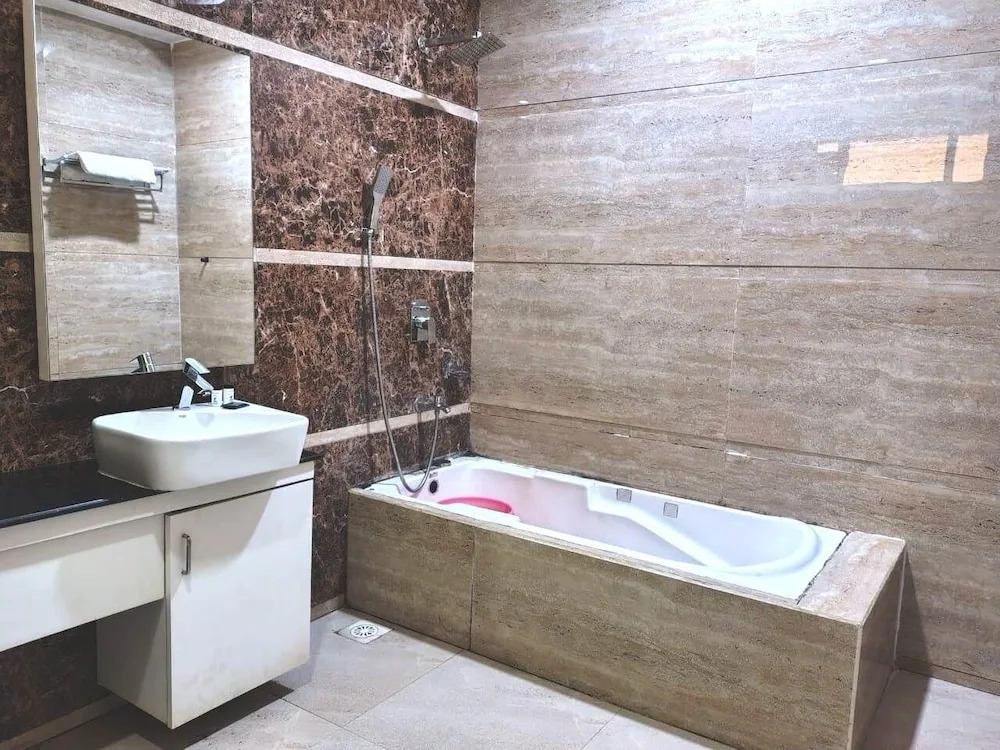 VITS Select Grand Inn, Ratnagiri