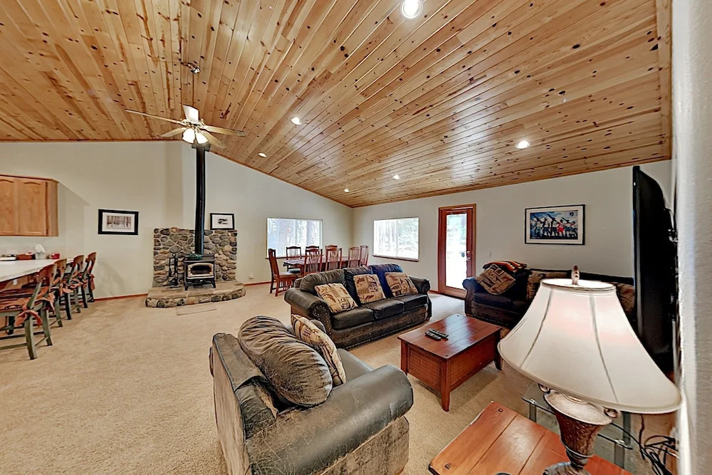 1559nort 3 Bedroom Home