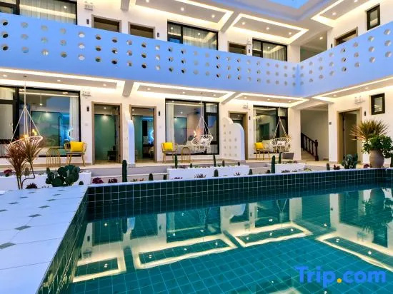 Bancheng Light Luxury Scenic Courtyard-Style Hotel