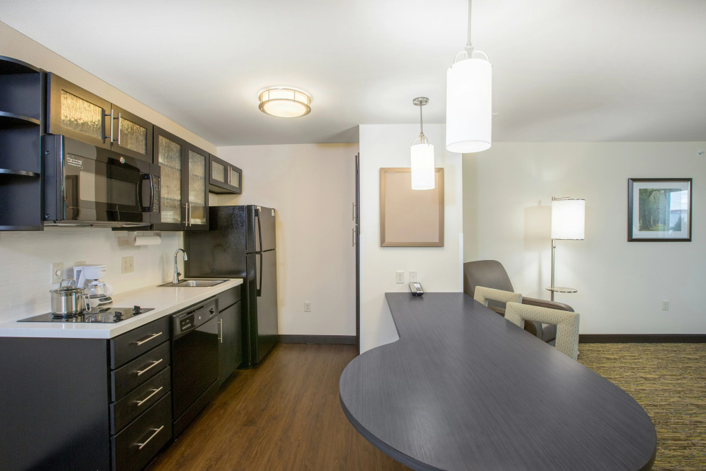 Candlewood Suites - Omaha Millard Area by IHG