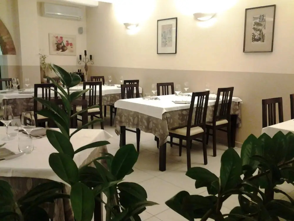 Hotel Ristorante Cantina Langelina