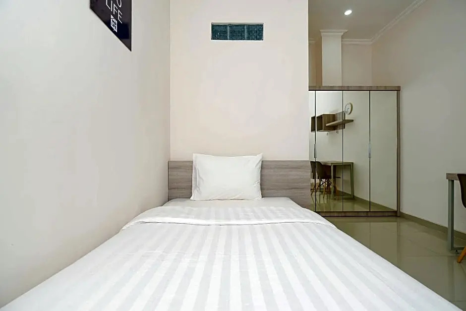 OYO Life 3273 Kanaan Residence