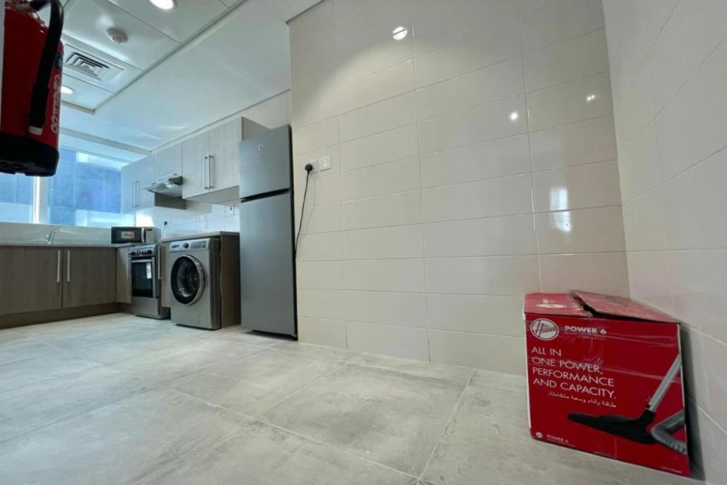 Spacious Furnished Apartment in Palette Tower in Tourist Club Area
