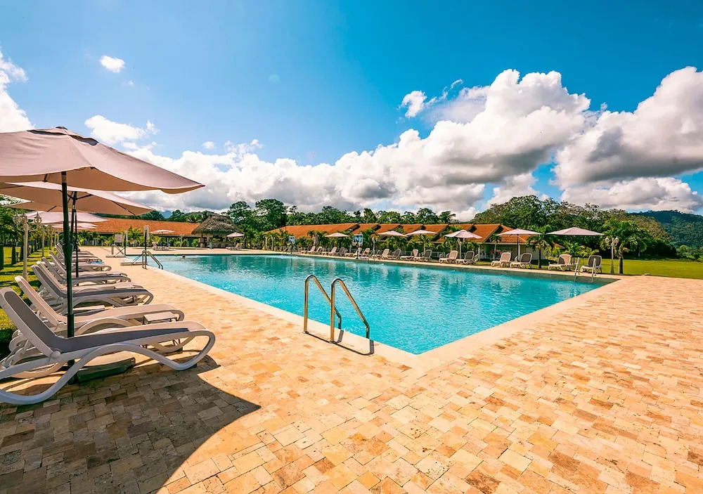 Bella Terra Laguna Azul Resort & Spa