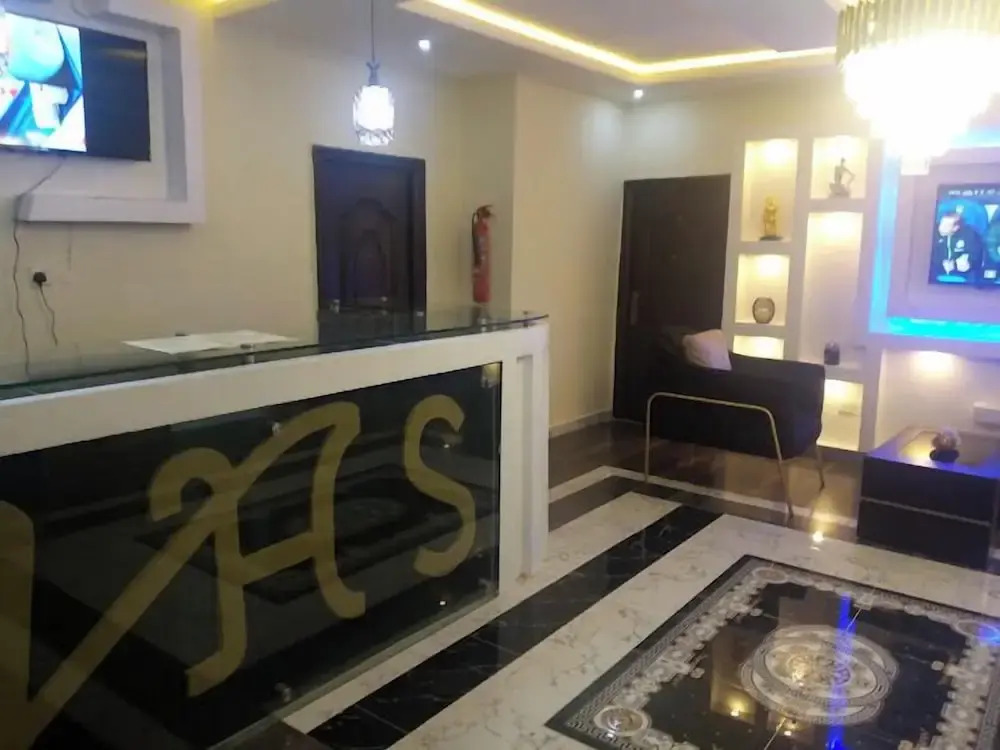 Vinchee Suites