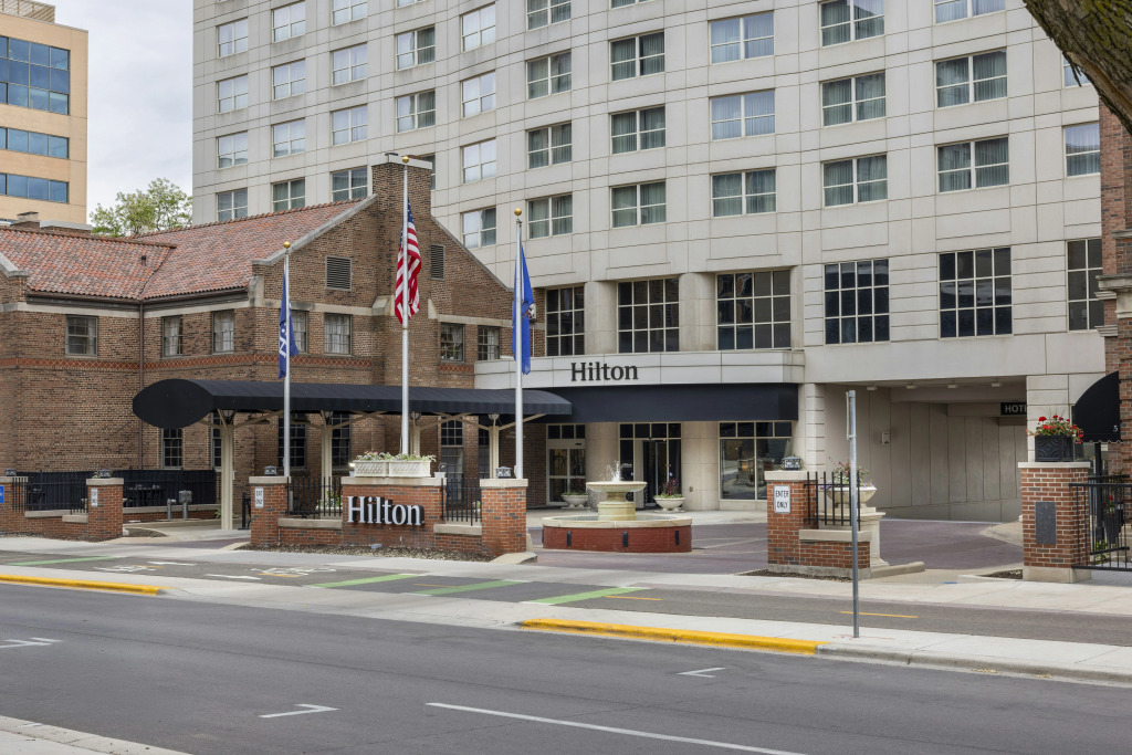 Hilton Madison Monona Terrace