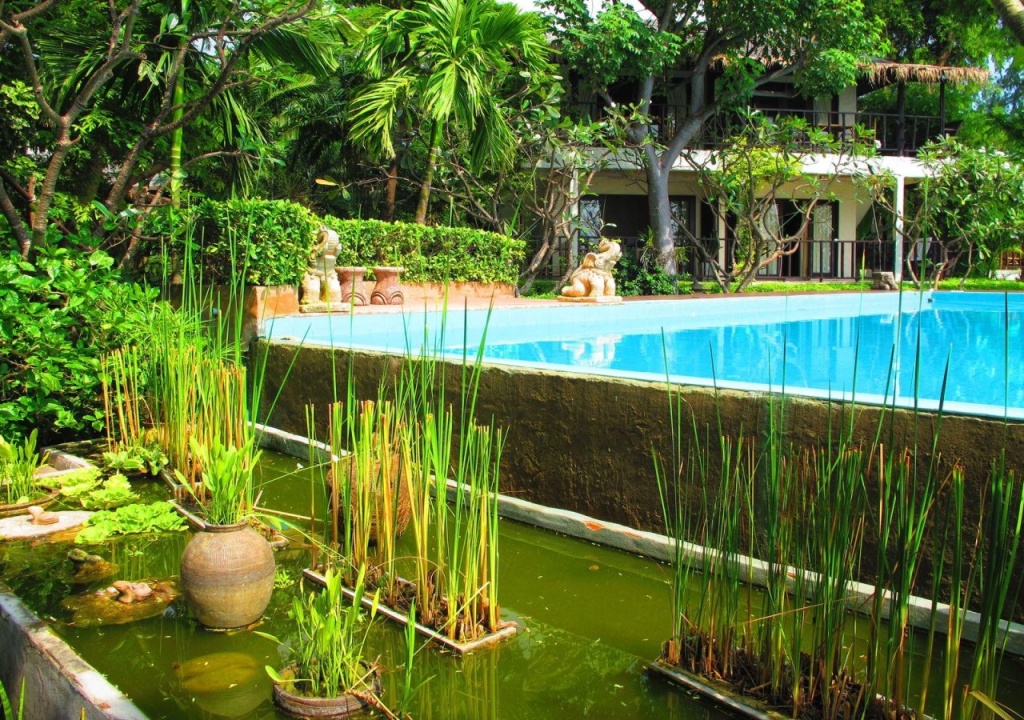 Tamarina Resort