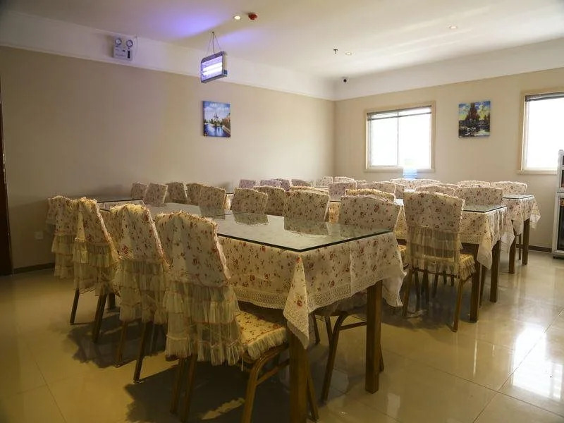 GreenTree Inn Anhui Mingguang Chihe Avenue Guancheng International City Express Hotel