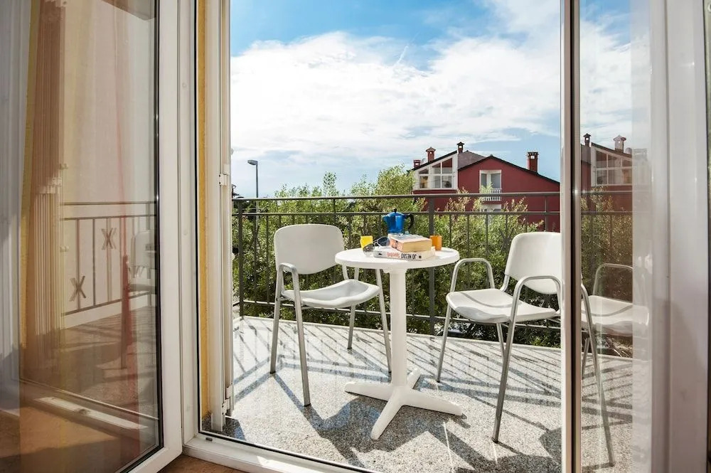 Apartments Bella