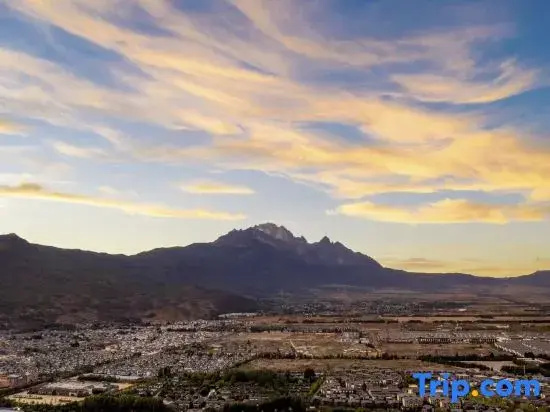 Lijiang Jian Shan Lu Homestay