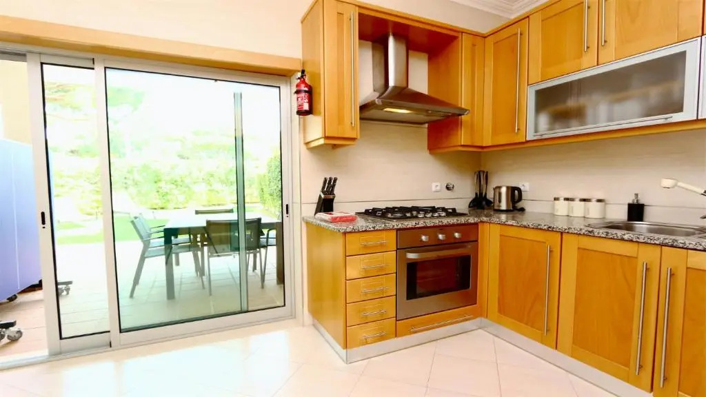 Villa da Vinha CD233, quiet area, sleeps 10 - Clever Details