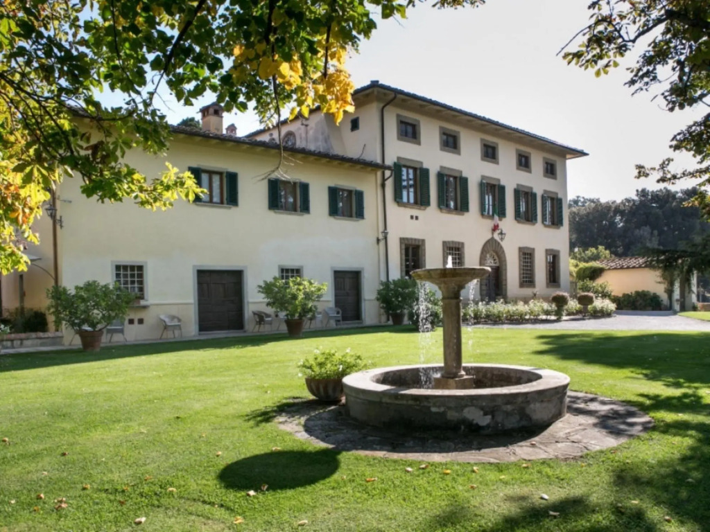 Beautiful historic villa in the Chianti region for exclusive use-VILLA BEL MONTE