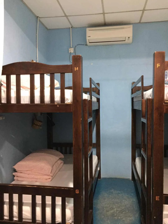 Alice Semporna Backpackers Hostel