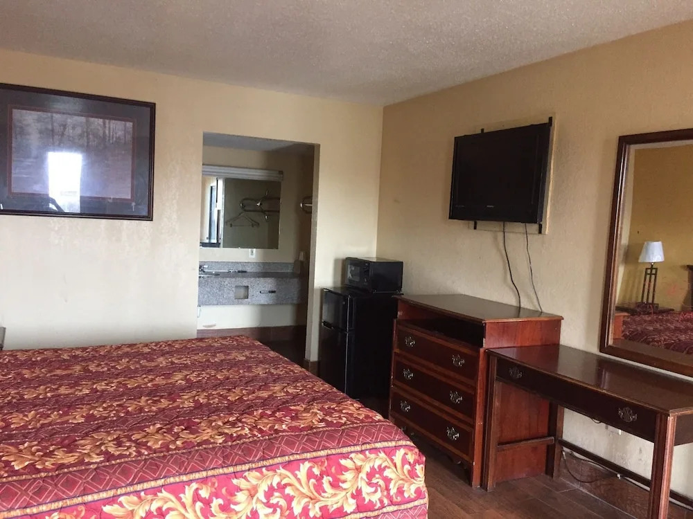Diamond Inn Motel By OYO Rooms