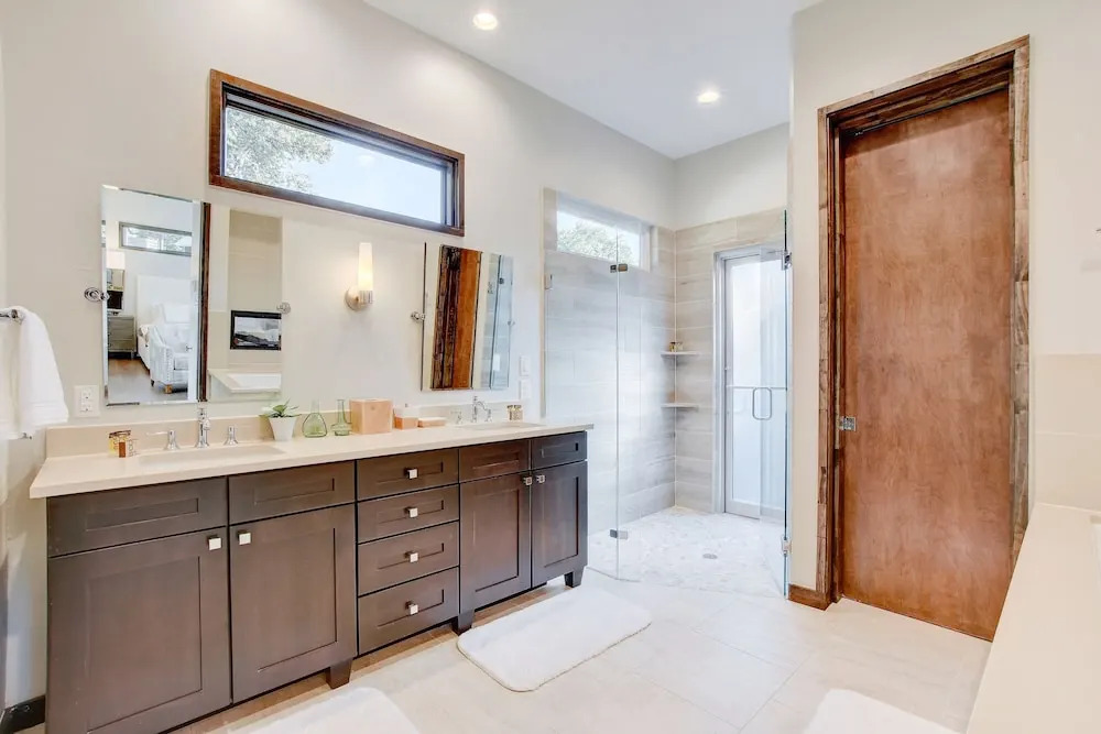 2113 Barbaro Way Cabin Unit 16