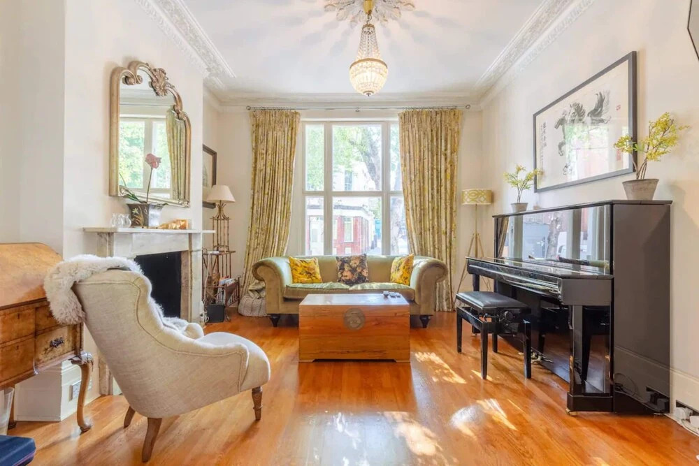 Stunning 3 Bedroom Home in Islington