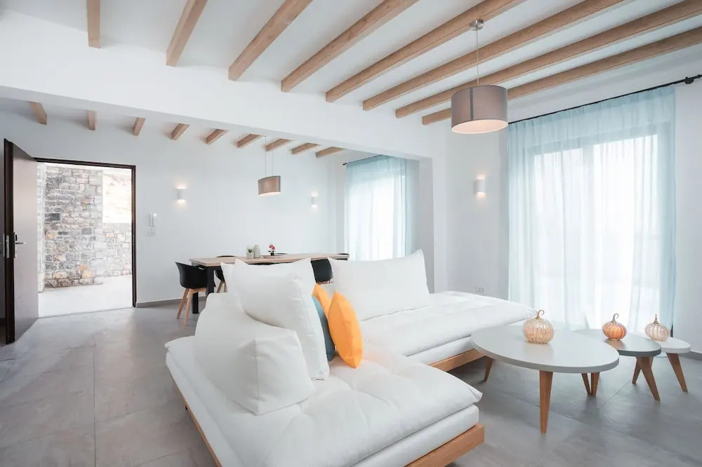 Terra Pietra Luxury Villas & Suites