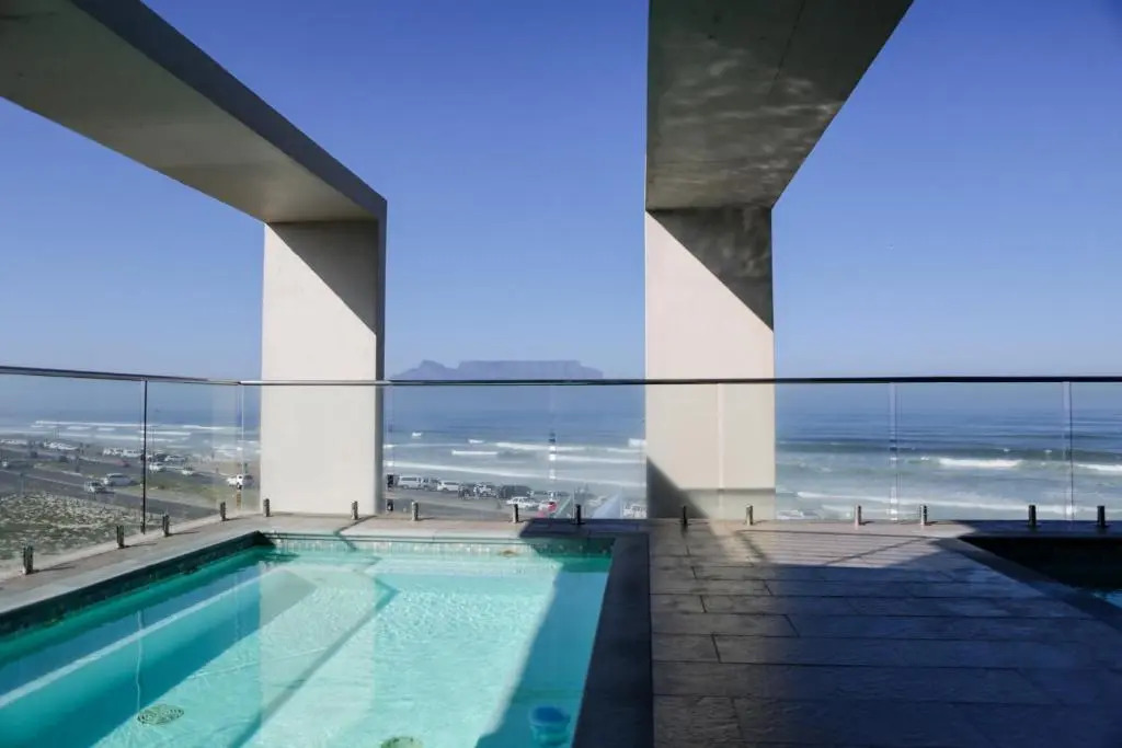 Blaauwberg Beach Hotel