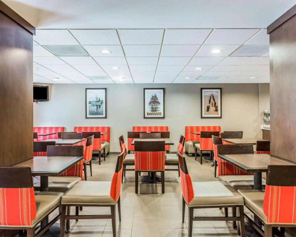 Comfort Suites at Isle of Palms Connector