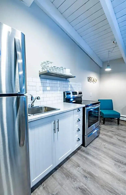Boutique Suite #6