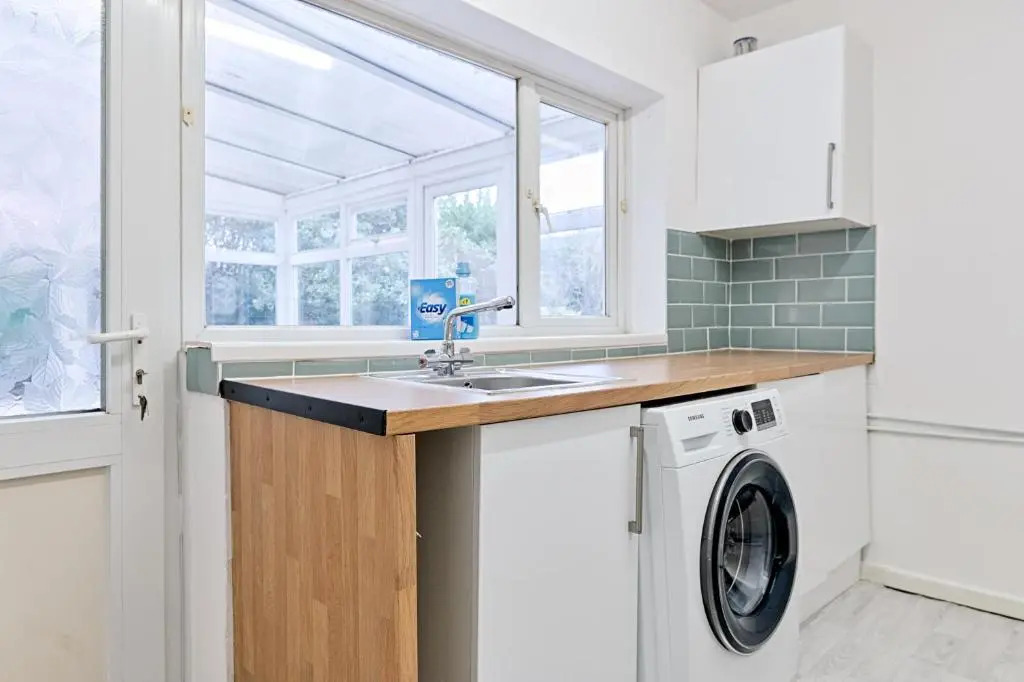 Spacious home with parking - TV in Every Bedroom!