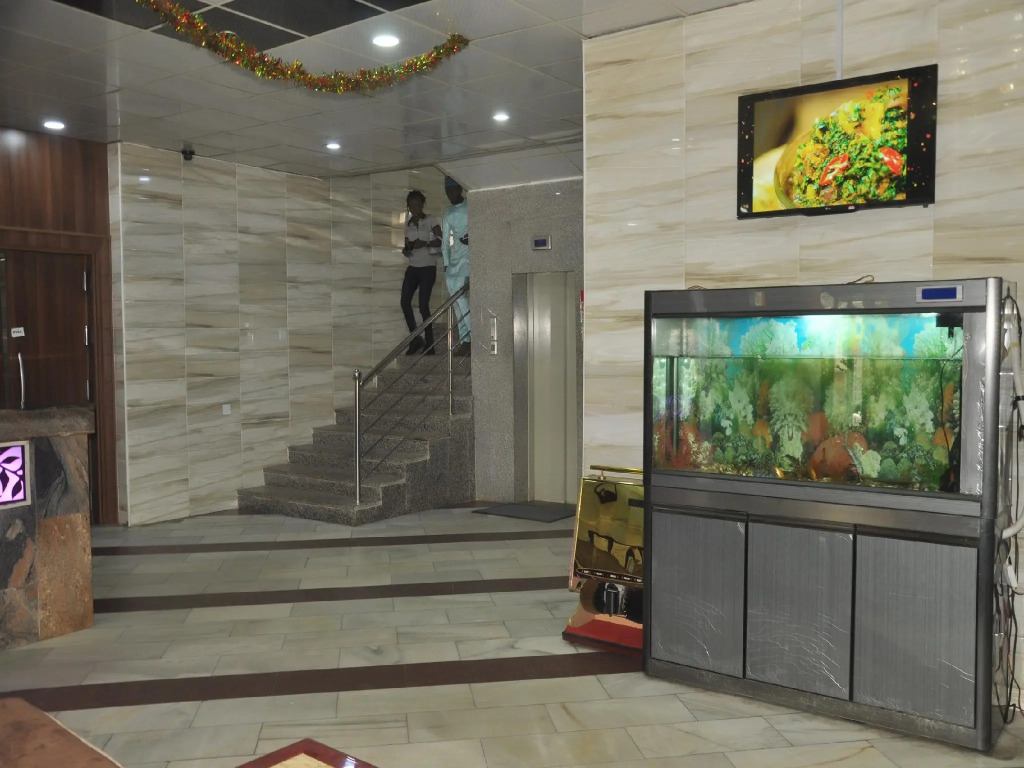 Top Rank Hotels Galaxy