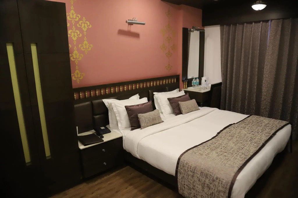 Oyo Premium Children Park Sardarpura