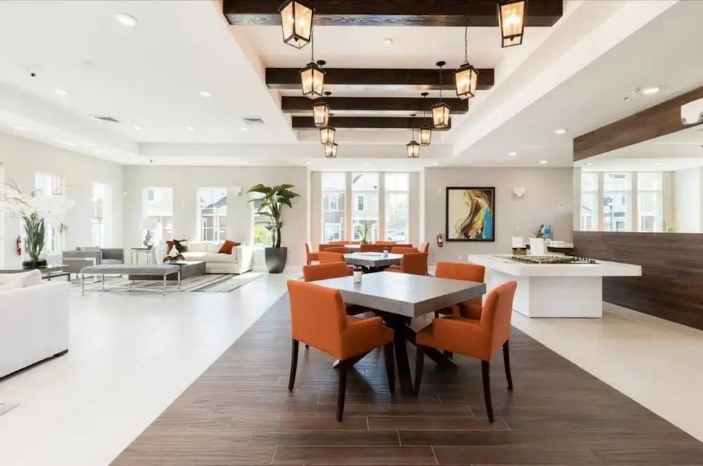 Amazing Townhome with Summer Kitchen SU2668