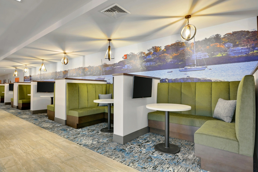 Hampton Inn Salem Boston