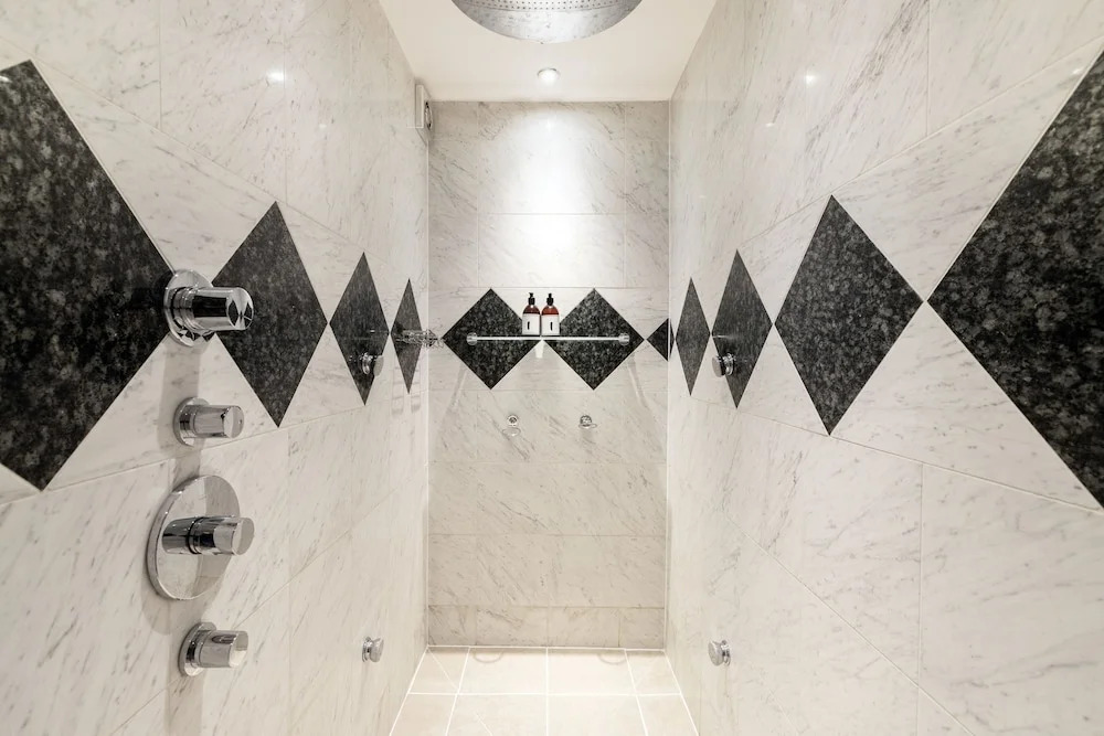 Hyde Park Place
