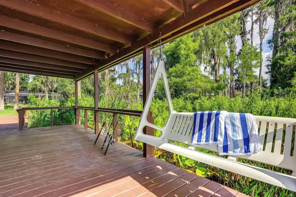 Lakefront Home w/ Hot Tub & Dock in Orlando!