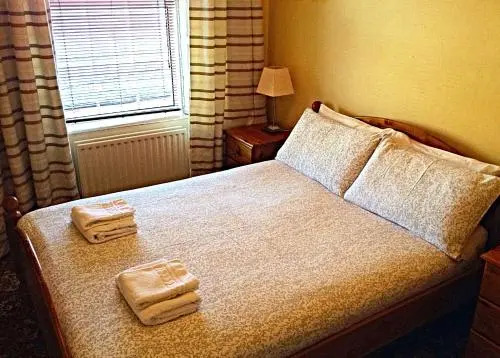 Cashel Town B&B