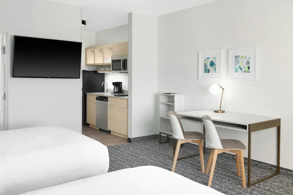 Towneplace Suites By Marriott Detroit Taylor