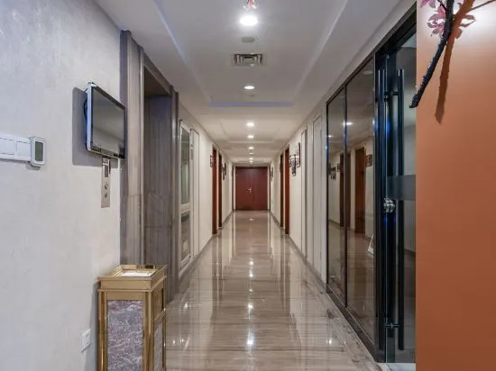 Qinghua Hotel