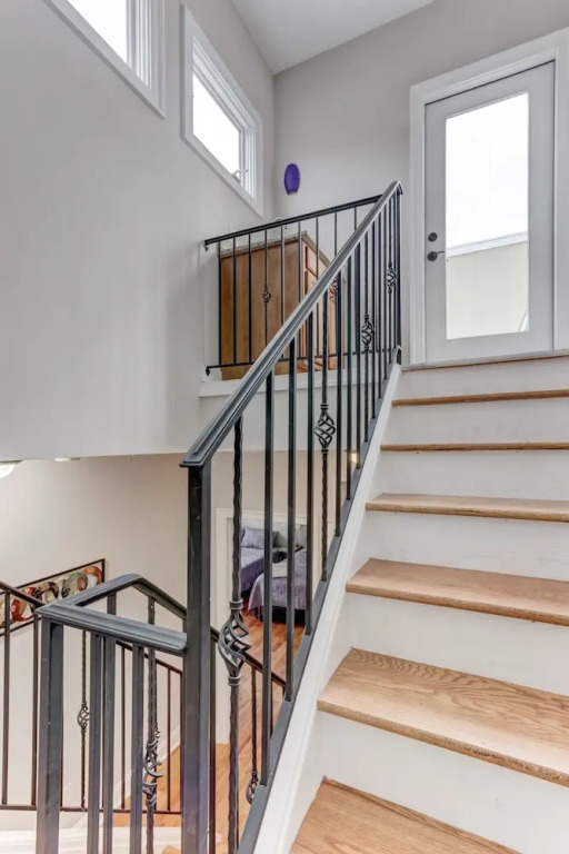 Upscale Home Near Harbor W/2cargarage&rooftopdeck