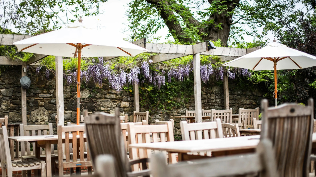 The Angel Inn, Petworth