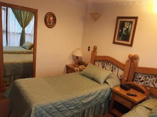 Hotel Santamaria INN
