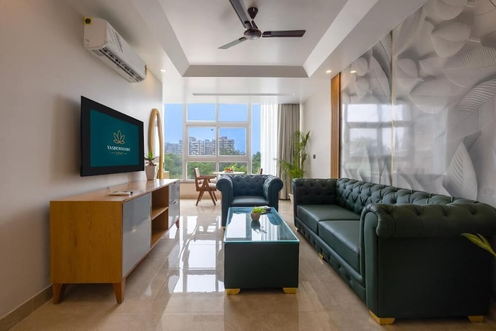 Yashobhoomi Stay near Delhi Airport by PMH
