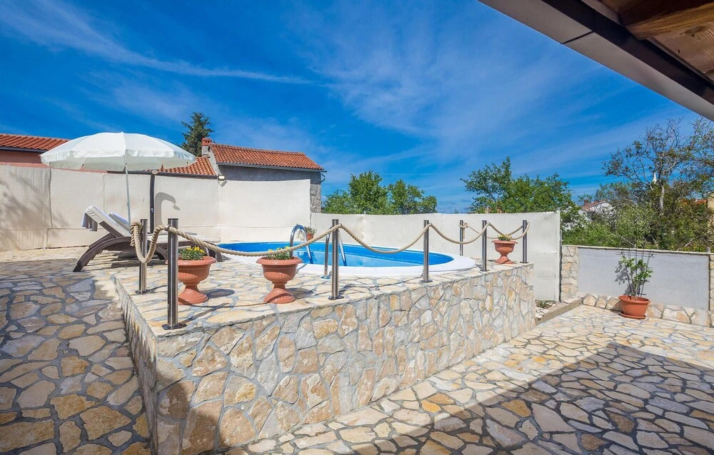 Pet Friendly Home In Sveti Vid