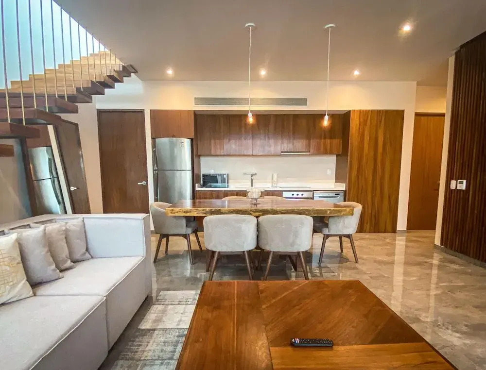 Modern 3 BR Penthouse With Pool View and Free Shuttle to Beach Club Roof Top Pool BBQ Area Yoga Space