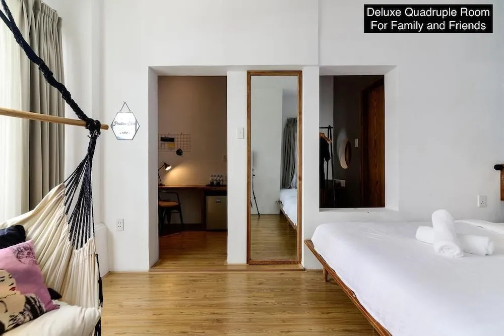 The Hut Boutique Hotel-Notre Dame