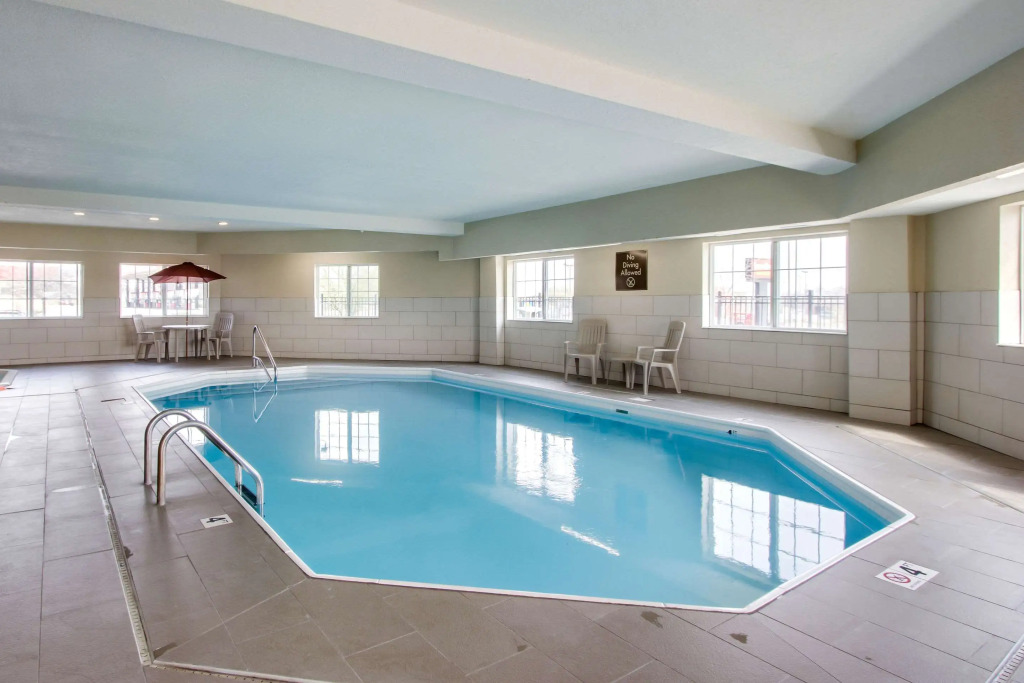 Comfort Inn & Suites Bellevue - Omaha Offutt AFB