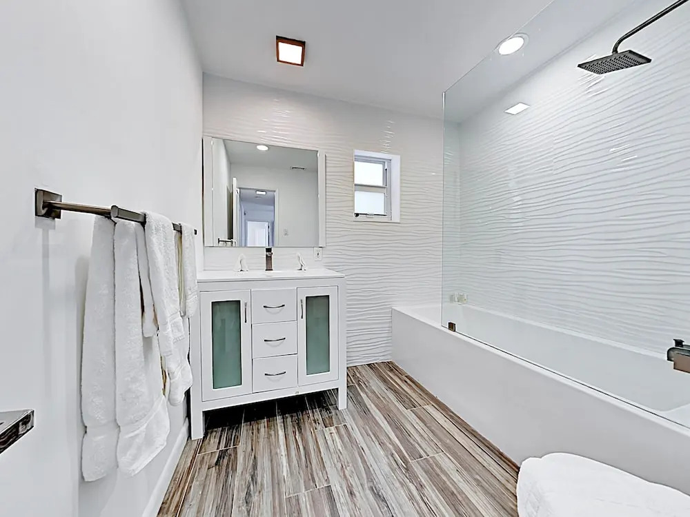 New Listing! Canal-front W/ Private Pool & Hot Tub 3 Bedroom Home