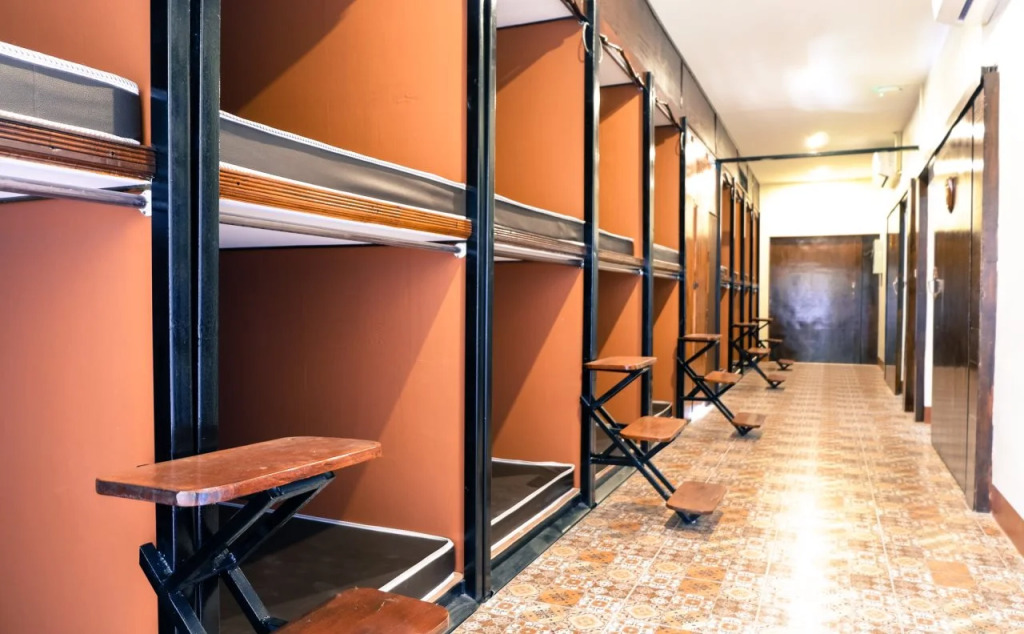 Grace Hostel & Cafe