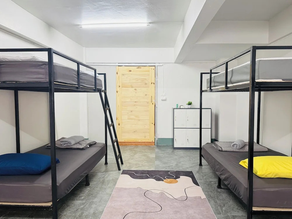Hee Pee hostel Buriram