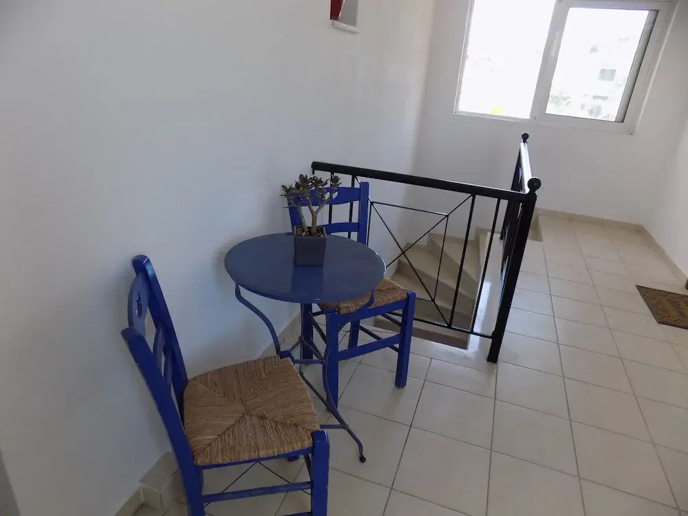 Central Cute 2Bd Balcony apt in Skiathos