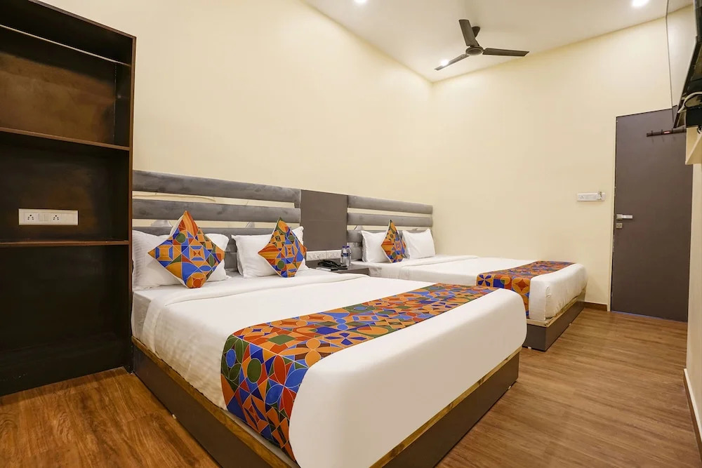 FabHotel Freedom International
