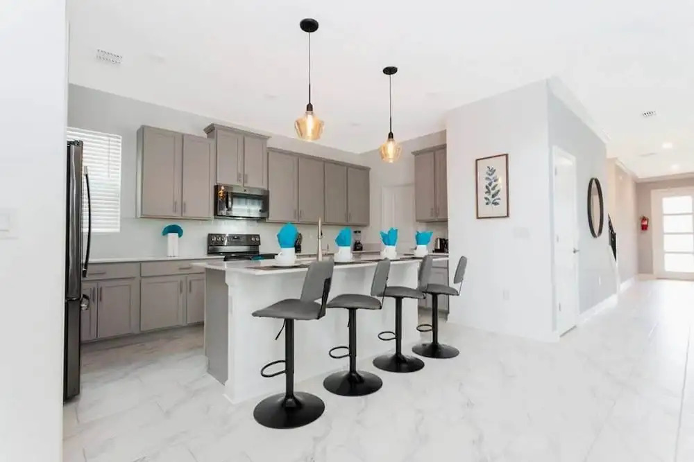Luxe 5BR Villa Pool Game Room Minutes to Disney